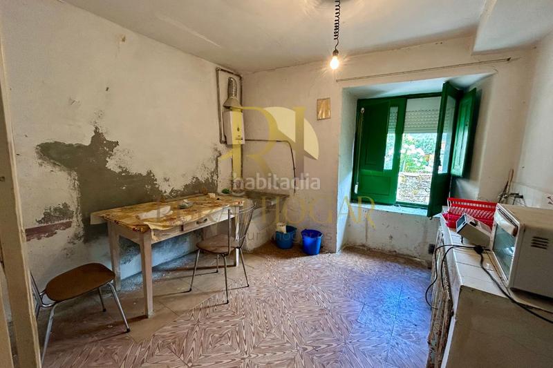 Foto 14168e76-88a5-40df-85d6-9ace70b250f3. Casa : casa en el centro del pueblo!! en Vega de Valcarce