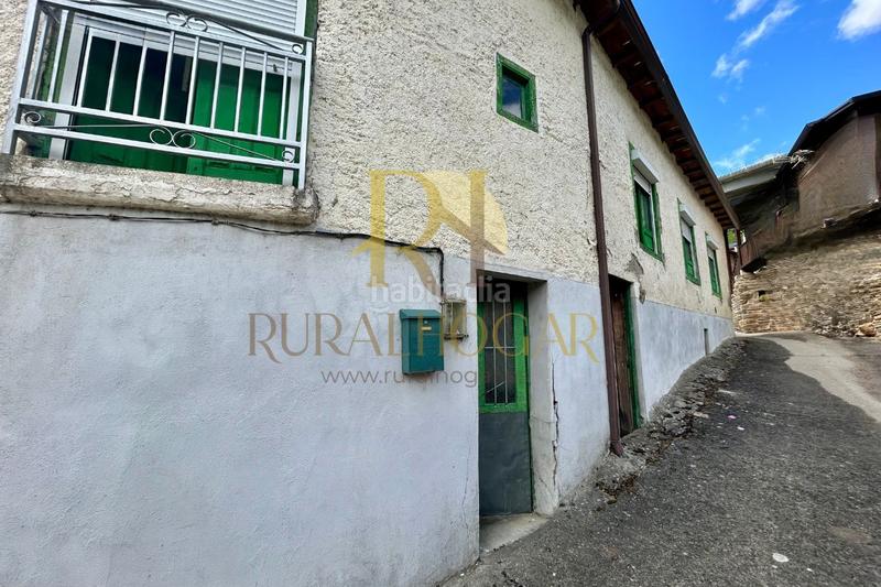 Foto a75d9b35-6af1-44ad-8d77-a3be12b12ae1. Casa : casa en el centro del pueblo!! en Vega de Valcarce