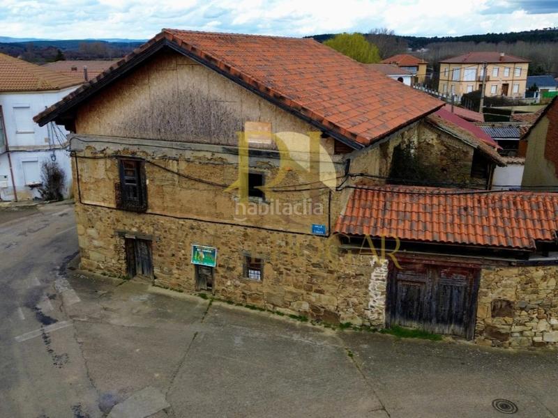 Foto e7945324-c165-4a10-a80e-cffe96cf5af0. Casa in Magaz de Cepeda