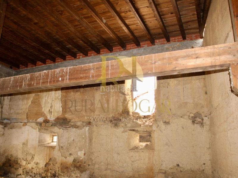 Foto e7e2d44e-eebe-4245-a35f-273d0a1a1661. Casa in Magaz de Cepeda
