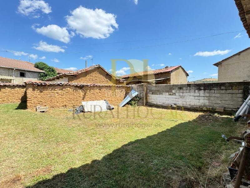 Foto 6202dd7a-5f39-44dd-aa69-65a3685f1070. Casa a Gradefes