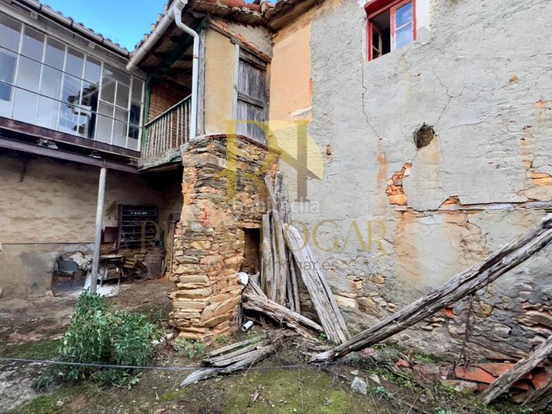 Foto c9f407f8-e665-4cc4-9c88-62b73d53e005. Casa in Val de San Lorenzo