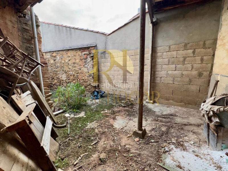 Foto d385f4fa-cafc-4d8b-b70e-d20ae357de26. Casa in Val de San Lorenzo