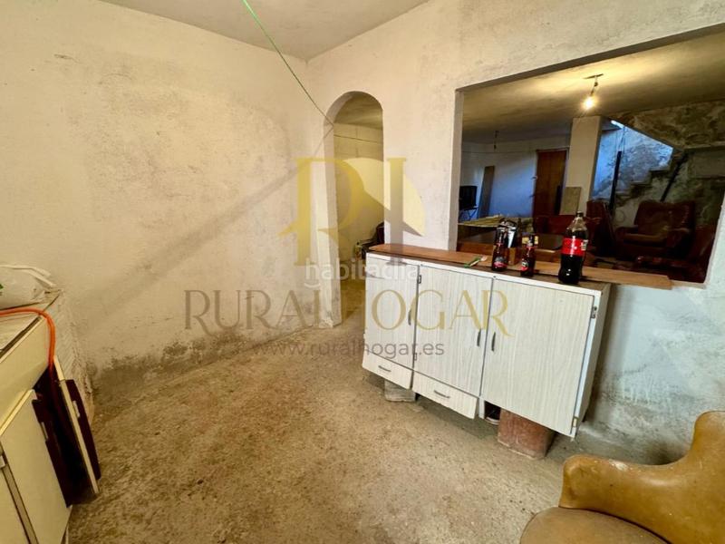 Foto 6dd43b13-2a81-41d4-97ca-d8fd71f32699. Casa valporquero gran casa a reformar en las cuevas de valporquero!! en Vegacervera