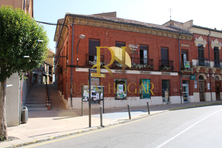 Maison  N/a. Sahagún: casa rural en pleno funcionamiento!!