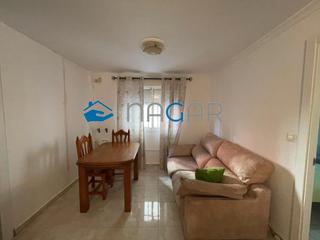 Alquiler Piso en San José-San Bernardo. Se alquila piso en barriada periañez