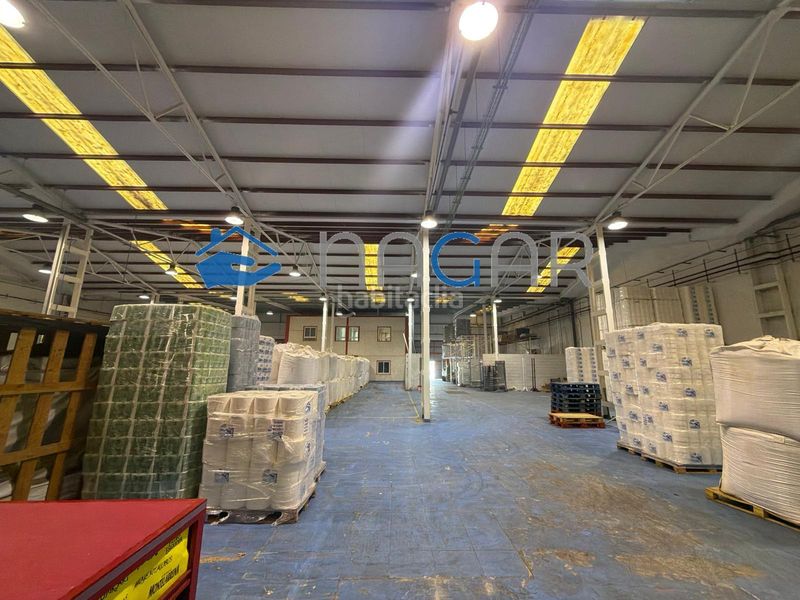 Foto b00d2b62-353e-4ddd-919f-6491a62c9950. Nau industrial a Puente Mayorga-Campamento San Roque