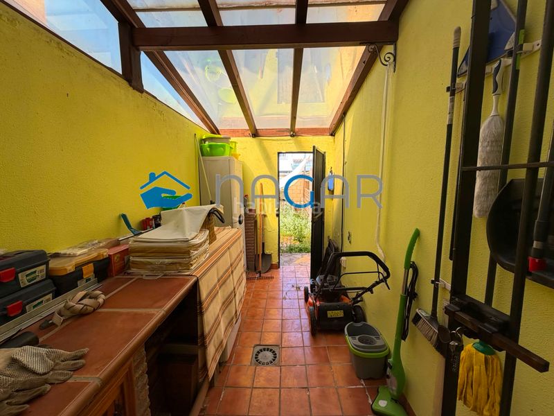 Foto 564bd9c2-a156-412e-a0ce-c12950d8144a. Doppelhaus mit kamin parking in Barrios (Los)