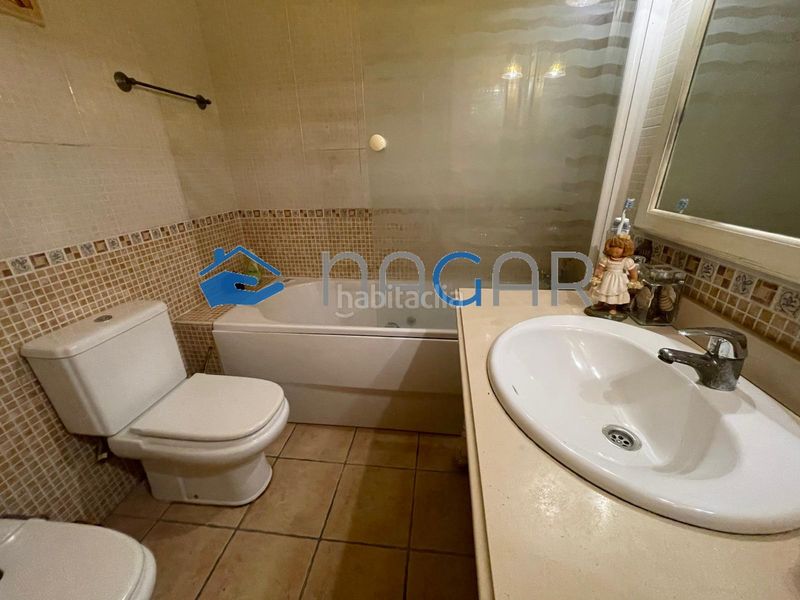 Foto b140b632-8fac-46a4-84c6-d91232a1f84d. Casa adossada a San Pedro-Gabriel Miró-María Guerrero Línea de la Concepción (La)