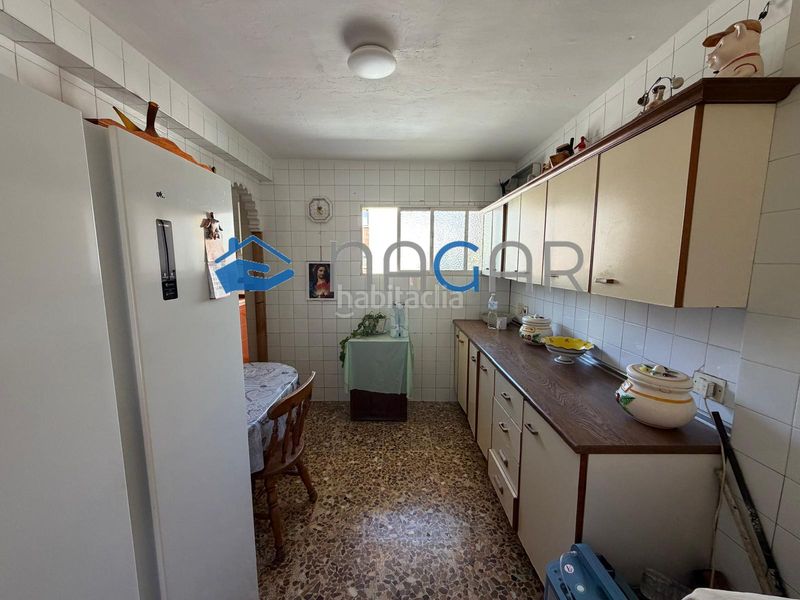 Foto f44b6490-d346-4aa2-b7ec-cc05c9351ab8. Pis a Mondejar-Junquillos Línea de la Concepción (La)