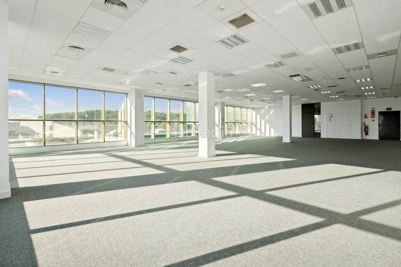 Foto 5e64c069-fe8c-4548-a1ad-950ae43b247f. Rent office space in Volpelleres Sant Cugat del Vallès