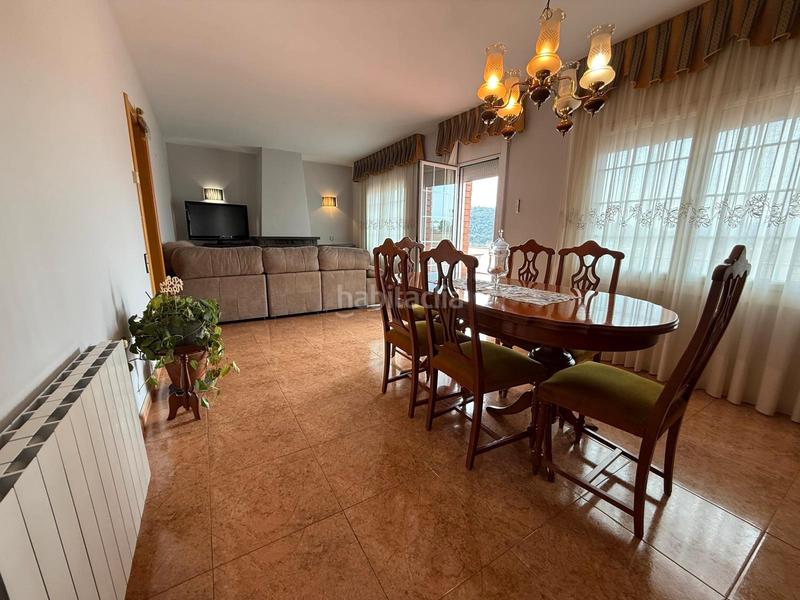 Foto 3980a926-aceb-412c-ae67-cf9c7bbbdc6f. Casa gran casa ideal para dos familias en Can Vallhonrat Rubí
