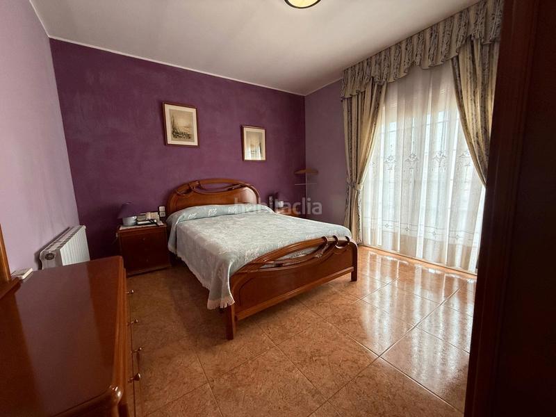 Foto 642c2c1b-2f26-4f2a-af56-cd4a9db37eed. Casa gran casa ideal para dos familias en Can Vallhonrat Rubí