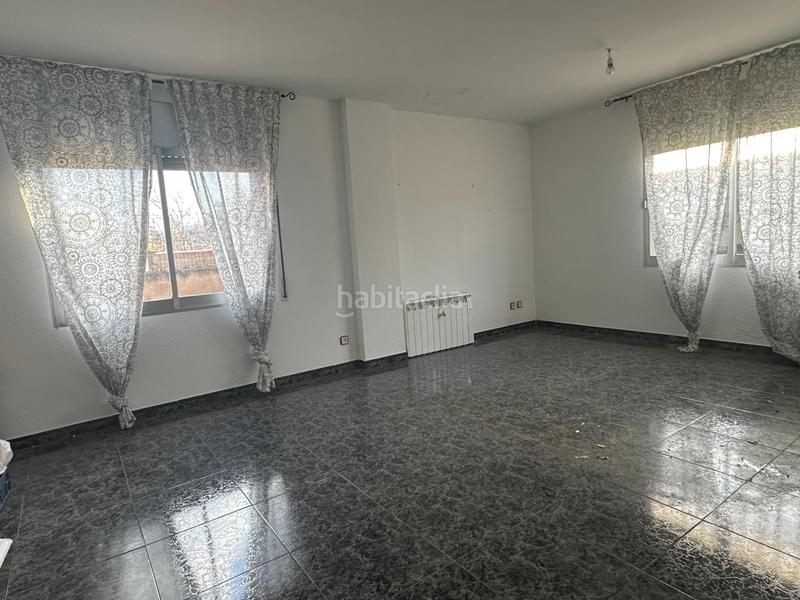 Foto a4a3ab35-686d-4275-b16a-b5bfc2e50790. Casa gran casa ideal para dos familias en Can Vallhonrat Rubí