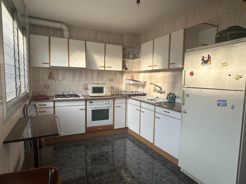 Foto f17f0849-6073-461b-ac67-a9702b6200e4. Casa gran casa ideal para dos familias en Can Vallhonrat Rubí