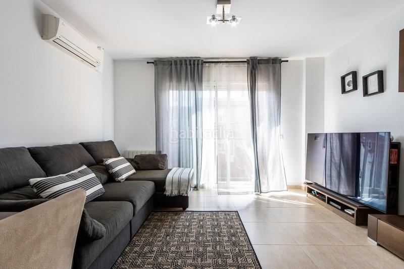 Foto d5108430-8032-4594-952e-c40a306b158a. Duplex avec chauffage parking piscine dans Ca n´Oriol Rubí