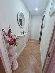 Flat in Ca n'Anglada. Oportunidad en can anglada! piso muy económico y listo para entr