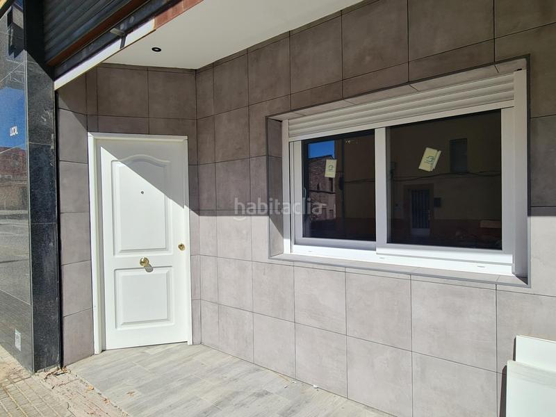 Foto 0d2f9049-0742-41fd-a3a6-f517aefc6204. Planta baja bajos con terraza de 80m2 en santa perpètua!!! en Santa Perpètua de Mogoda