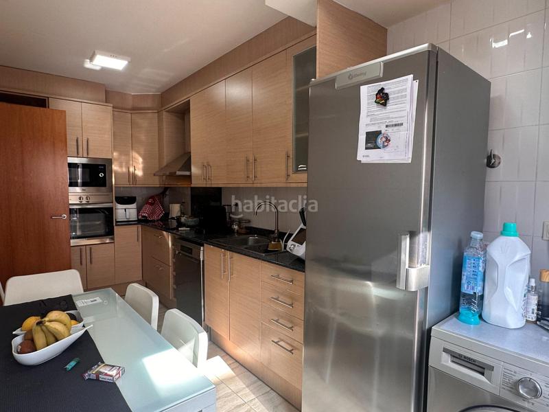 Foto a7b39a39-4e57-4078-8b9c-c18f5ea51ee7. Dreistöckige wohnung mit heizung parking in Casc Antic Ripollet