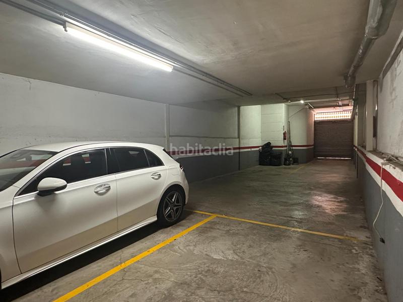 Foto d9fedcc9-b930-49c4-964e-2dd5b3ba0263. Dreistöckige wohnung mit heizung parking in Casc Antic Ripollet