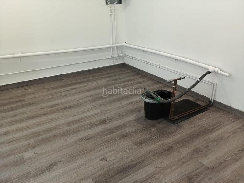 Foto 38155385-154d-493d-91e4-7d447df713e8. Local comercial a Gràcia Sabadell