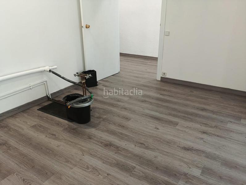 Foto 5b68ca6d-675e-4fbe-8240-b8143b3404f8. Local comercial a Gràcia Sabadell