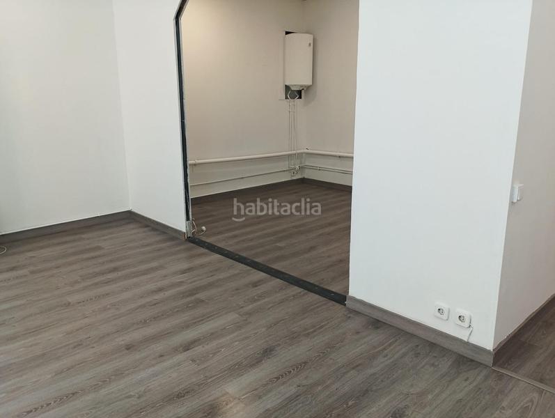 Foto 8e839f17-b516-4e3b-8fa9-d2c1347dba25. Local comercial a Gràcia Sabadell