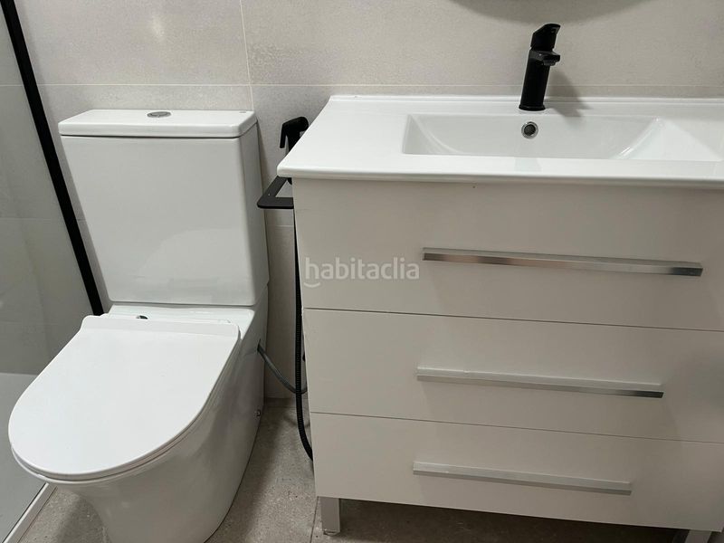 Foto b0595904-9386-44fa-a043-1b410f352b40. Pis amb calefacció a Centre Sabadell