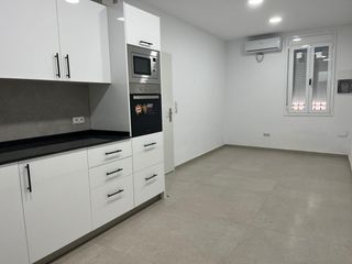 Appartement à Centre. Piso reformado en pleno centro de sabadell!