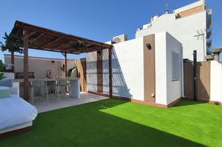 Àtic a Creu Alta. Espectacular vivienda con amplia terraza y acabados modernos