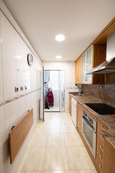 Foto 80fe1127-c1de-4876-bef6-37dd1d5fc54d. Piso  en el centro en Centre Sabadell