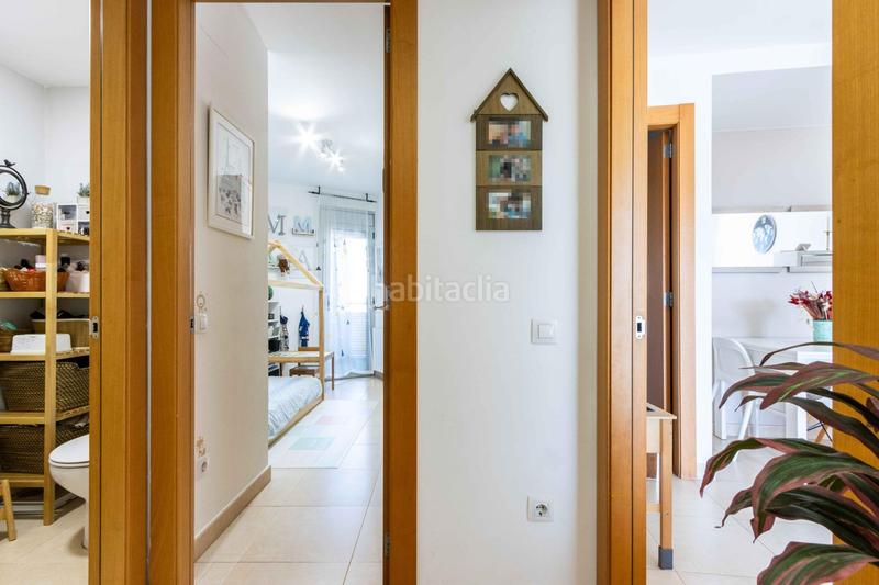 Foto 0ed6c2b1-9020-4b70-a50b-9c1ce75ba344. Piso  de 2 habitaciones con terraza, luminoso y cerca de todos los servicios . en Rubí