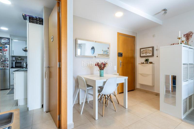 Foto 39ff97be-29ae-4e5d-a2e1-ccf1c9f2f062. Piso  de 2 habitaciones con terraza, luminoso y cerca de todos los servicios . en Rubí