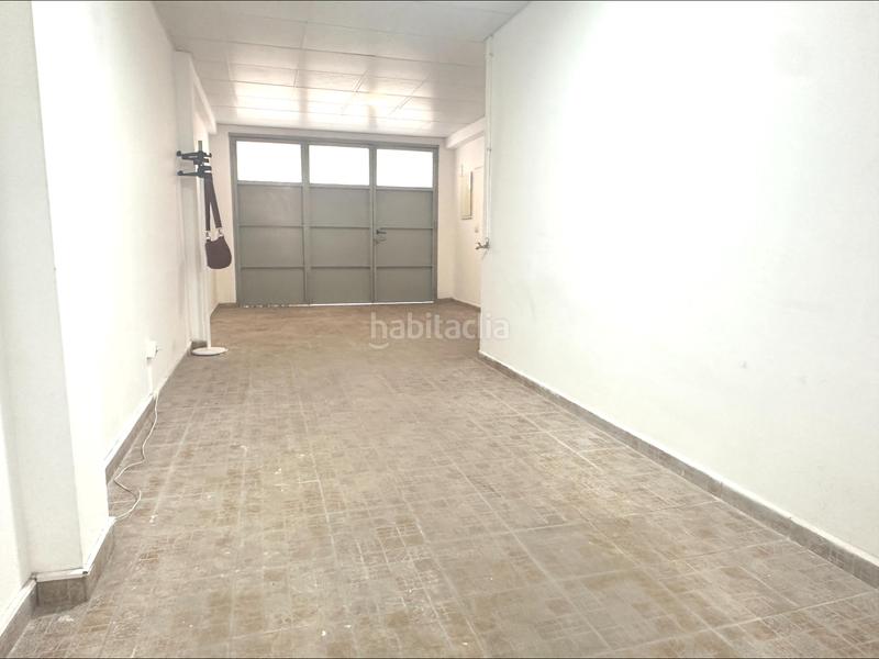 Foto 2ff65b3a-9e63-46ea-a373-0a487887dc3a. Casa gran casa en el corazón en Centre Sabadell