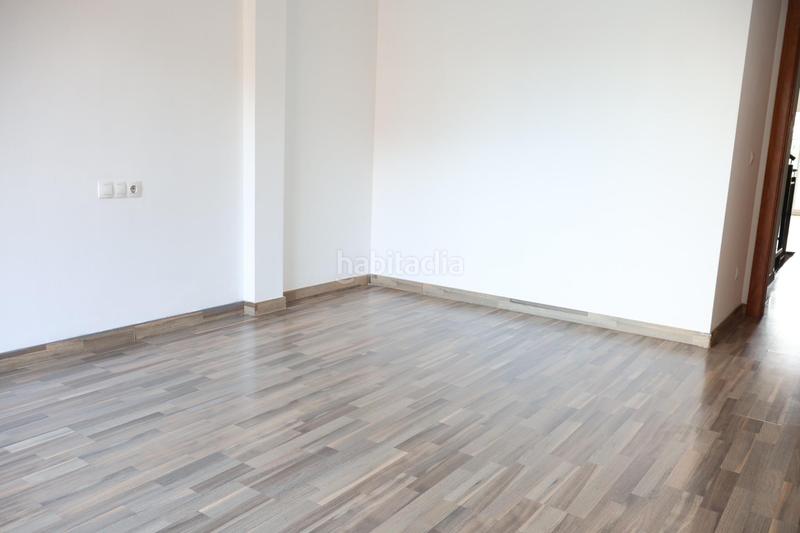 Foto 9cd8f6bb-31bd-4ff8-b450-b8f9a85d7af3. Casa gran casa en el corazón en Centre Sabadell