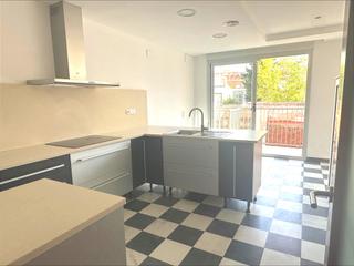 Maison  Sant llorenç de. Gran casa en el corazón de sabadell