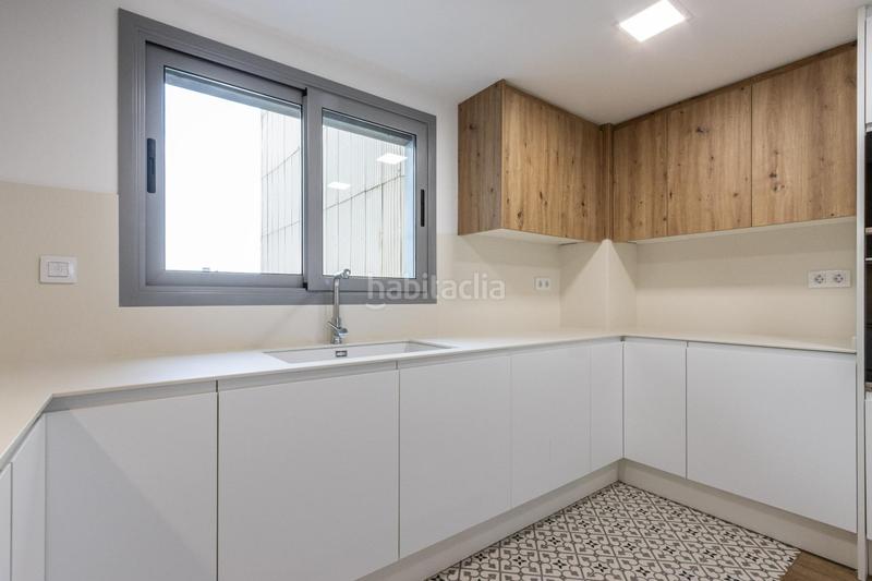 Foto 8b61673e-9df7-4018-a112-e3f88e41a3c3. Flat with heating in Centre Sabadell