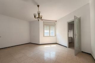 Haus in Ca n'Oriac. Gran casa en can oriach para gan familia y garage