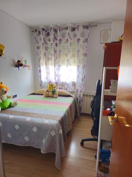 Foto 0a237df0-9f43-43b0-8365-c4c0e041f26c. Pis amb calefacció aparcament a Montornès del Vallès