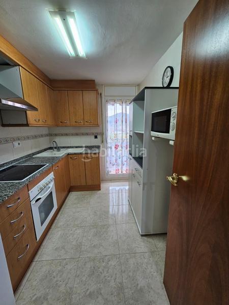 Foto 687ea412-5f60-4eb1-bb5f-c57bce69c29b. Pis amb calefacció aparcament a Montornès del Vallès