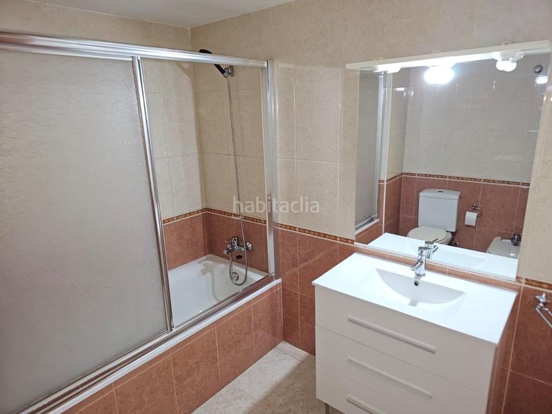 Foto 8c365543-a002-4bef-b98b-6a0a40b37bcb. Pis amb calefacció aparcament a Montornès del Vallès