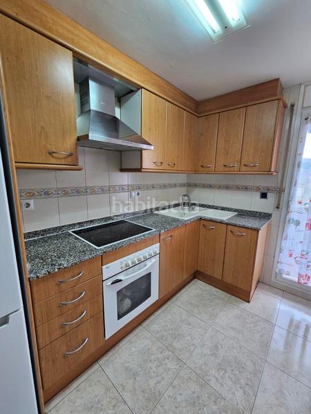 Foto b873abc7-d0cc-47ef-9e04-61dbbff20e5e. Pis amb calefacció aparcament a Montornès del Vallès