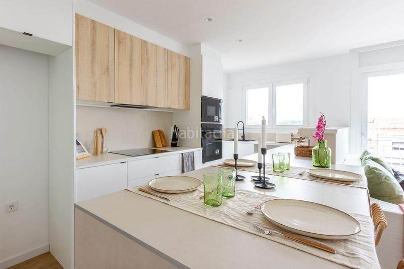 Foto a92a605c-3f7e-4933-8224-4e3ff4cf70ca. Ático espectacular vivienda con amplia terraza y acabados modernos en Sabadell