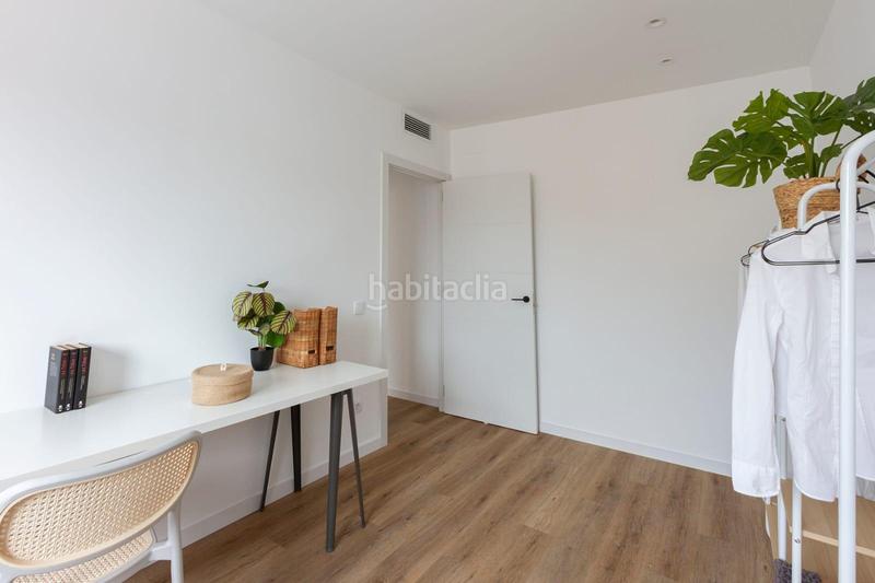 Foto d5f5b6d9-3353-4cb1-a655-aec2fa578a14. Ático espectacular vivienda con amplia terraza y acabados modernos en Sabadell