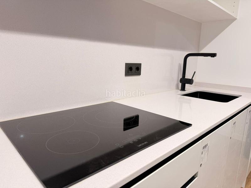 Foto 9ac54e58-739e-413f-8401-2c538f120762. Etagenwohnung mit heizung in Centre Sabadell