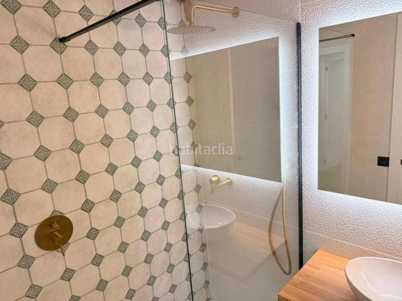 Foto 9d9190b7-b7da-4550-affc-fa68e357dcde. Etagenwohnung mit heizung in Centre Sabadell