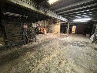 Local Comercial en Gràcia. Nave industrial a la venta en hostafrancs, sabadell!