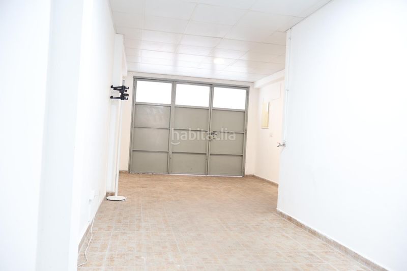 Foto 3a2b89a7-6e75-4126-aaa0-4104330c032d. Casa amb calefacció aparcament a Centre Sabadell