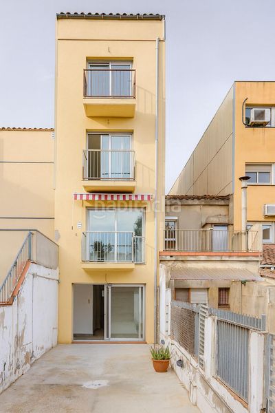 Foto 98447dba-25a4-4d41-ad4f-f4918d8b2a1b. Casa amb calefacció aparcament a Centre Sabadell