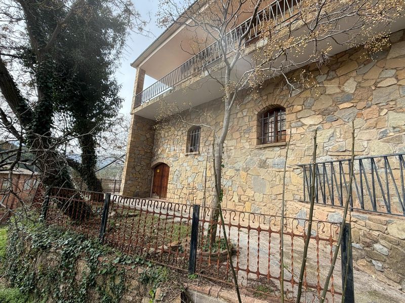 Foto 4a5ad11f-7898-42b1-8132-f00c473e33d9. Masia amb aparcament a Sant Llorenç Savall